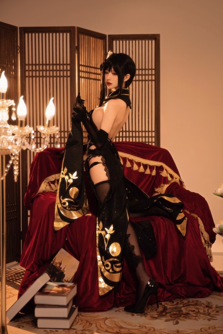 Shika小鹿鹿碧蓝航线镇海奇奢花苑