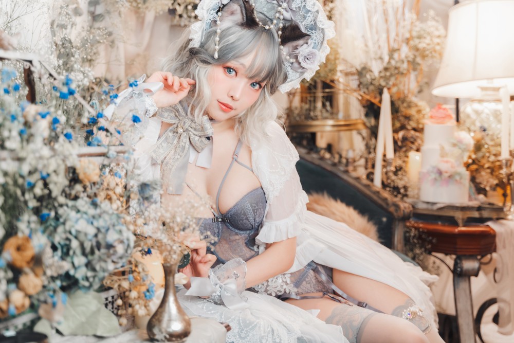 ElyEE子布偶猫少女人形