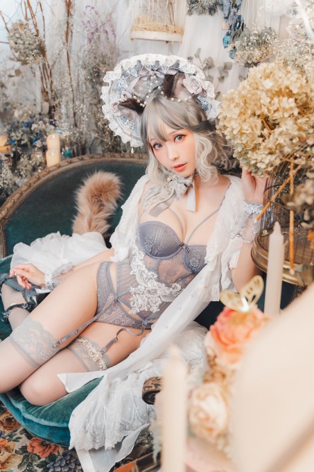 ElyEE子布偶猫少女人形