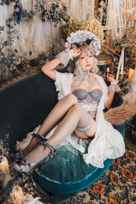ElyEE子布偶猫少女人形