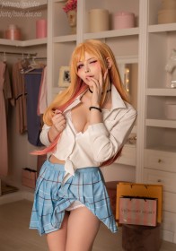 Tsuki Des角色扮演喜多川海梦8k手机壁纸