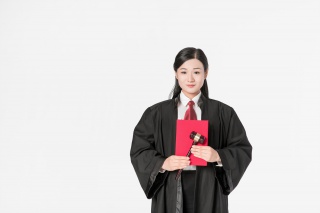 女律师法官