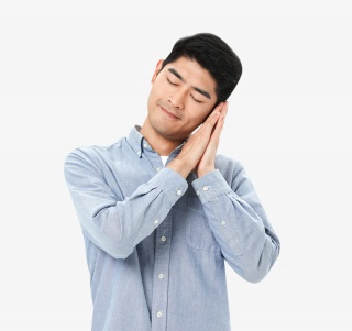 青年男性安心睡觉