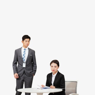 等待面试的商务女性