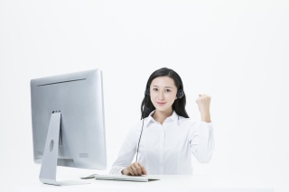 商务女性客服形象