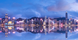 简约创意城市天际线背景合成
