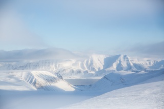 挪威斯瓦尔巴雪山景观