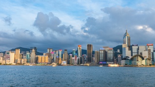 夕阳的下的香港维多利亚港