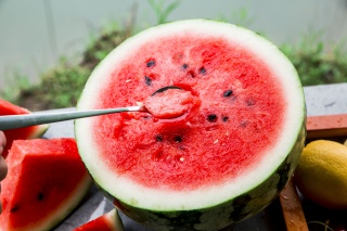 夏日西瓜水果图片